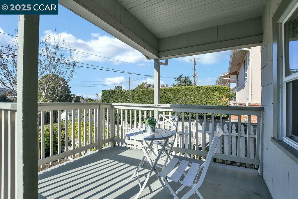 Property Photo:  2345 Pomona Ave  CA 94553 