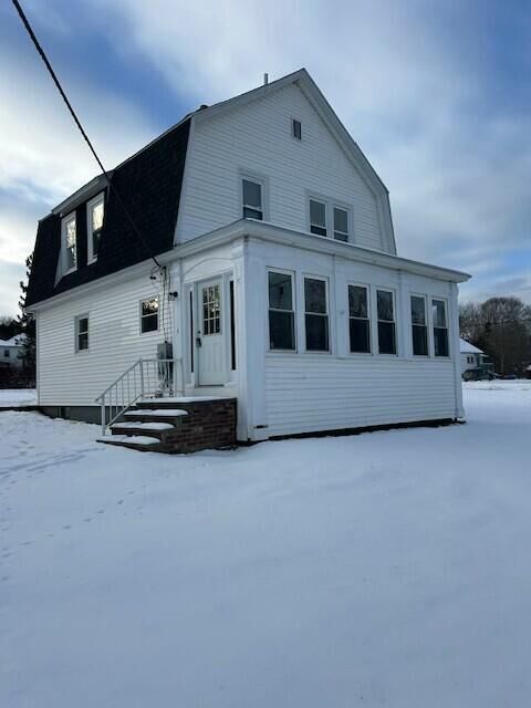 Property Photo:  633 Main Street  ME 04468 