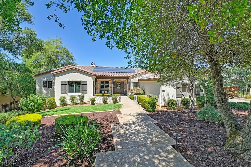 Property Photo:  233 Mondrian Court  CA 95762 