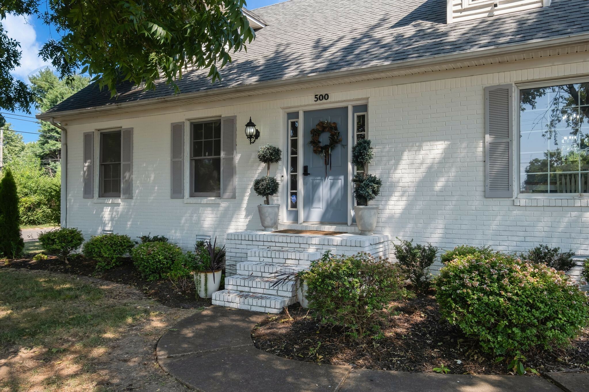 Property Photo:  500 8th St  TN 38464 