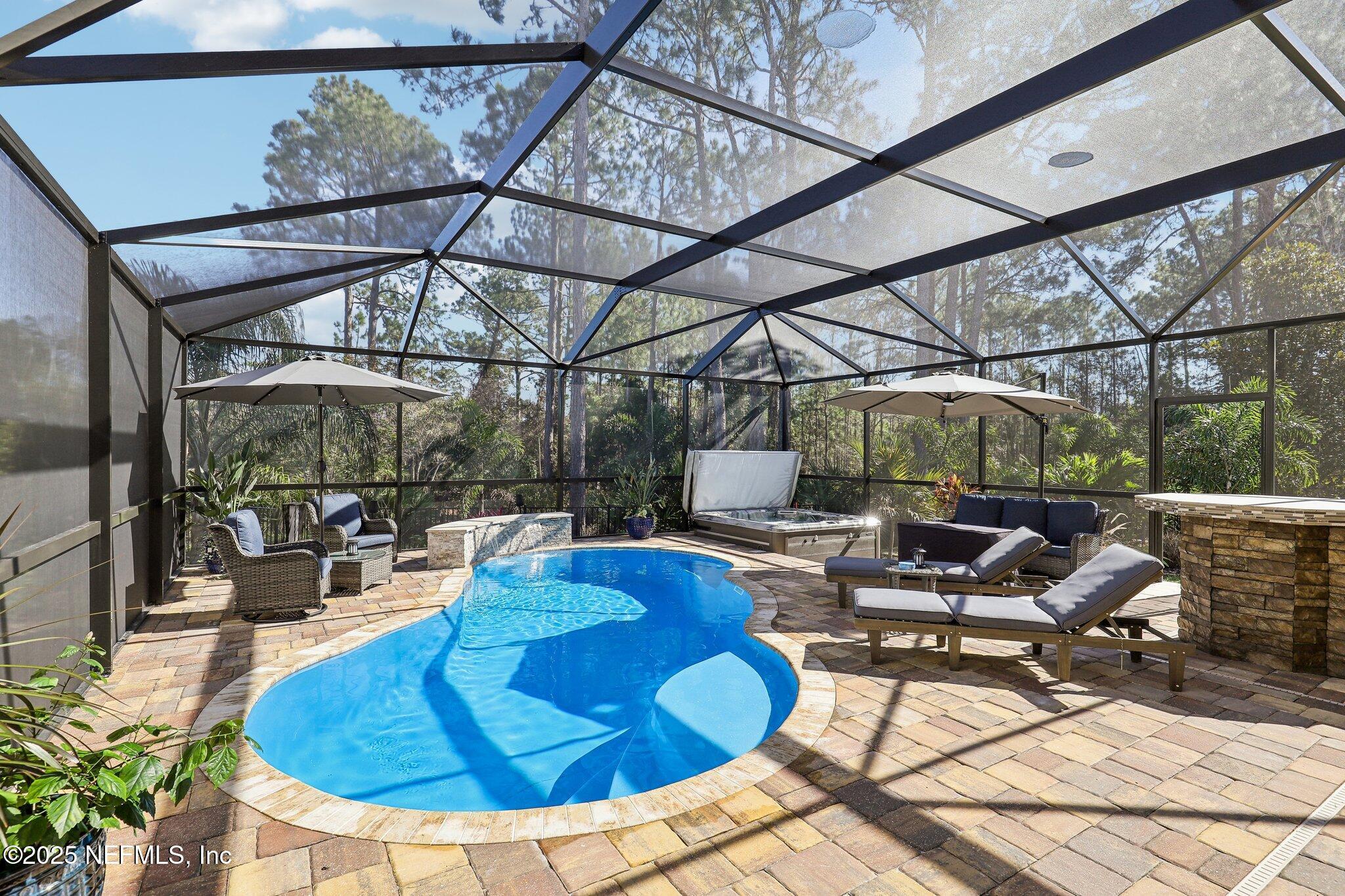 Property Photo: 152 Spanish Marsh Drive FL 32095