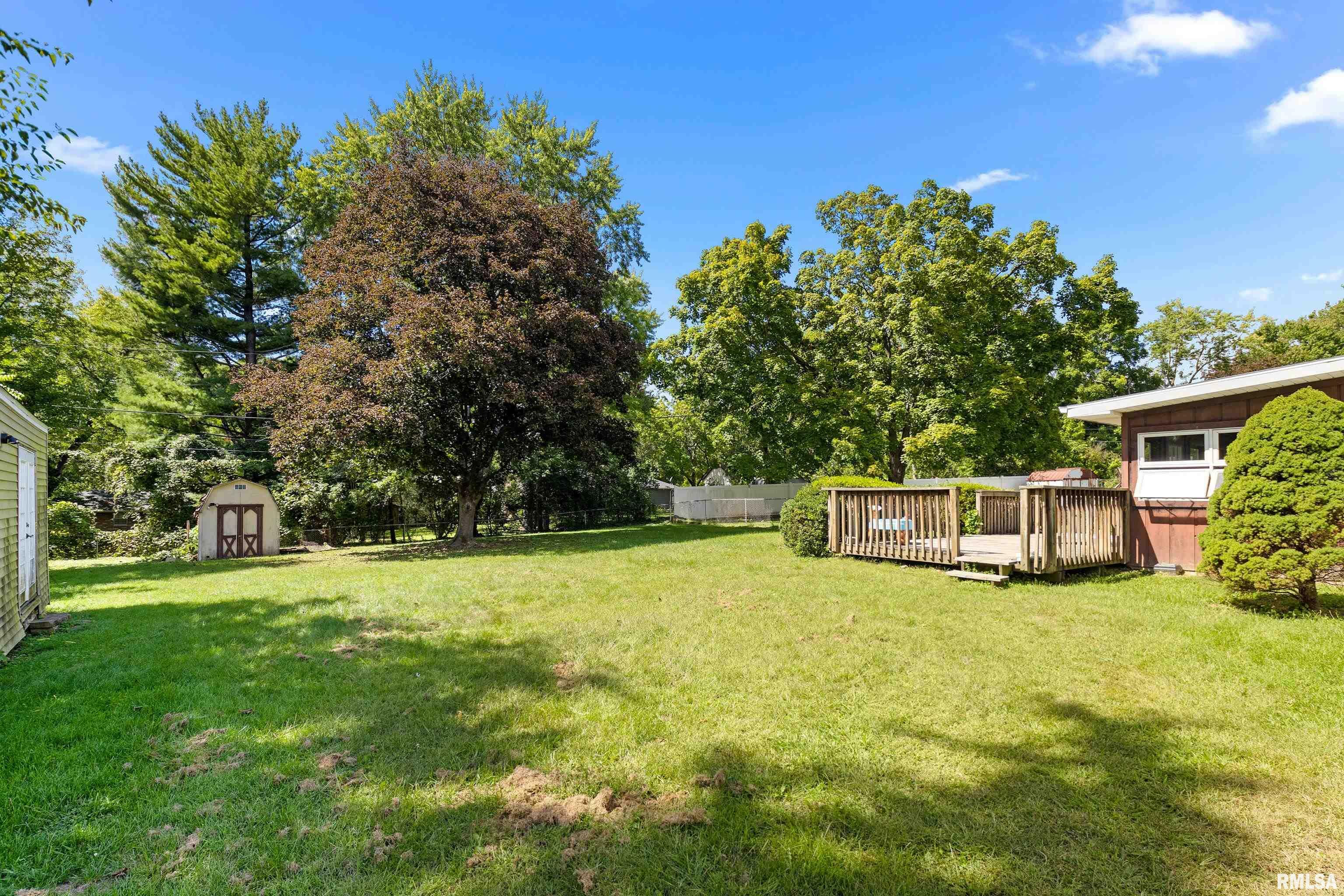 Property Photo:  2712 W Overhill Road  IL 61614 