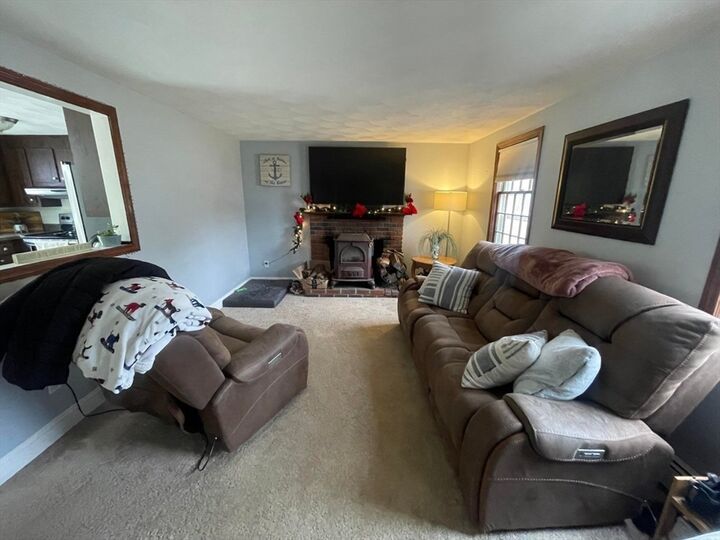 Property Photo:  15 Crofton Ln  MA 02536 