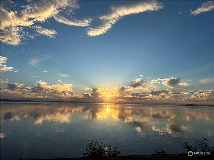 Property Photo:  3065  Oak Bay Road  WA 98339 