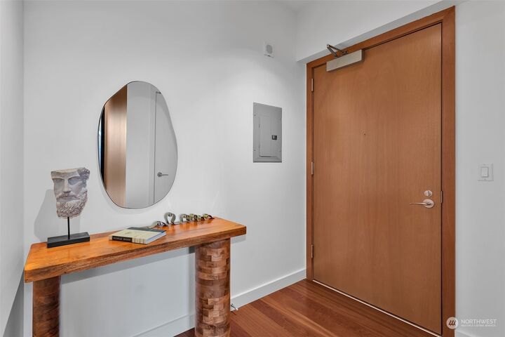 Property Photo: 909 5th Avenue 801 WA 98164