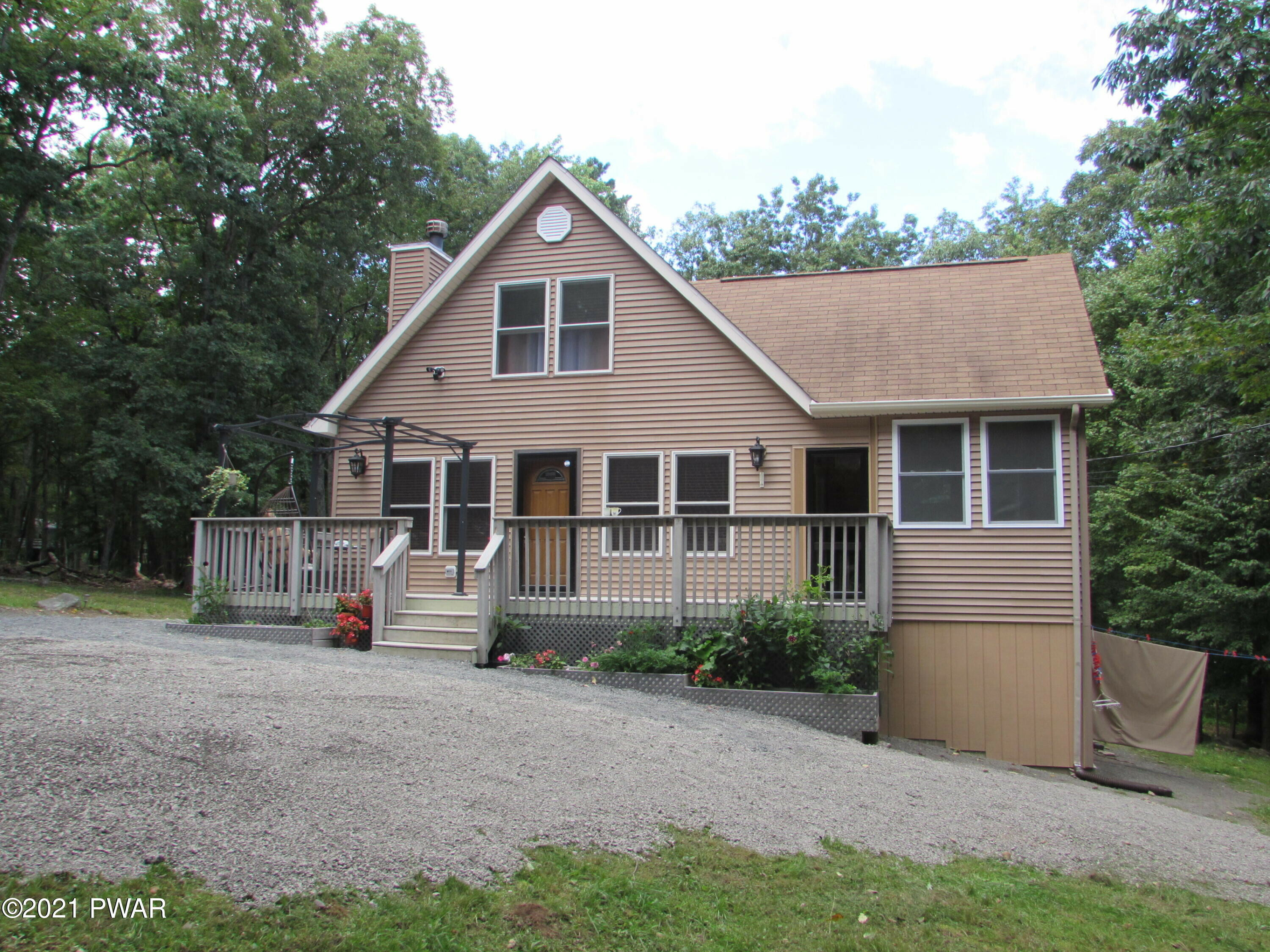 105 Waterview Drive  Lords Valley PA 18428 photo