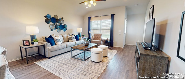 Property Photo: 531 Roquefort St TX 78130