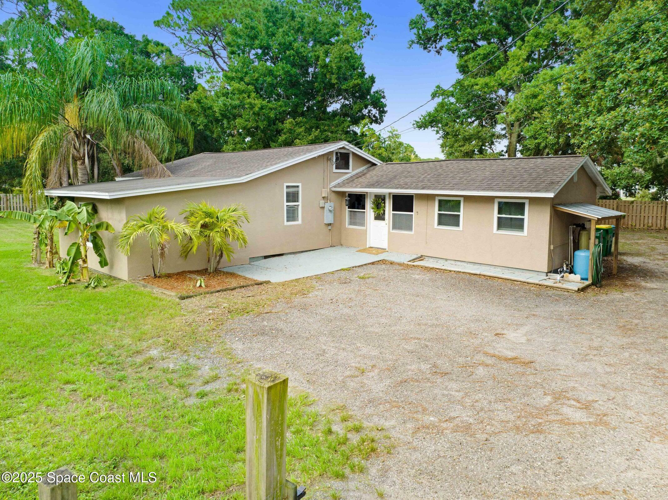 Property Photo:  680 Missouri Street  FL 32904 