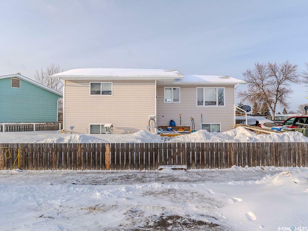 Property Photo:  1614 Muir Drive  SK S6V 6V7 