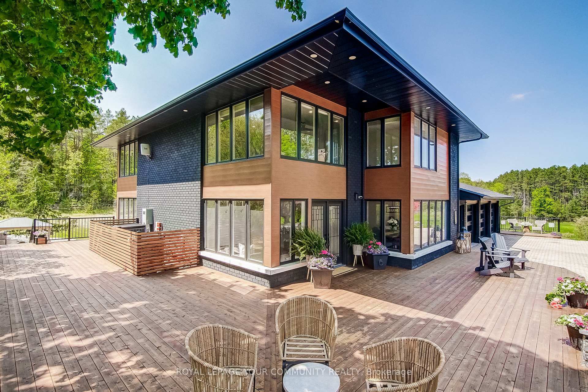 Property Photo: 674 Regional Rd 21 Road ON L9P 1R4