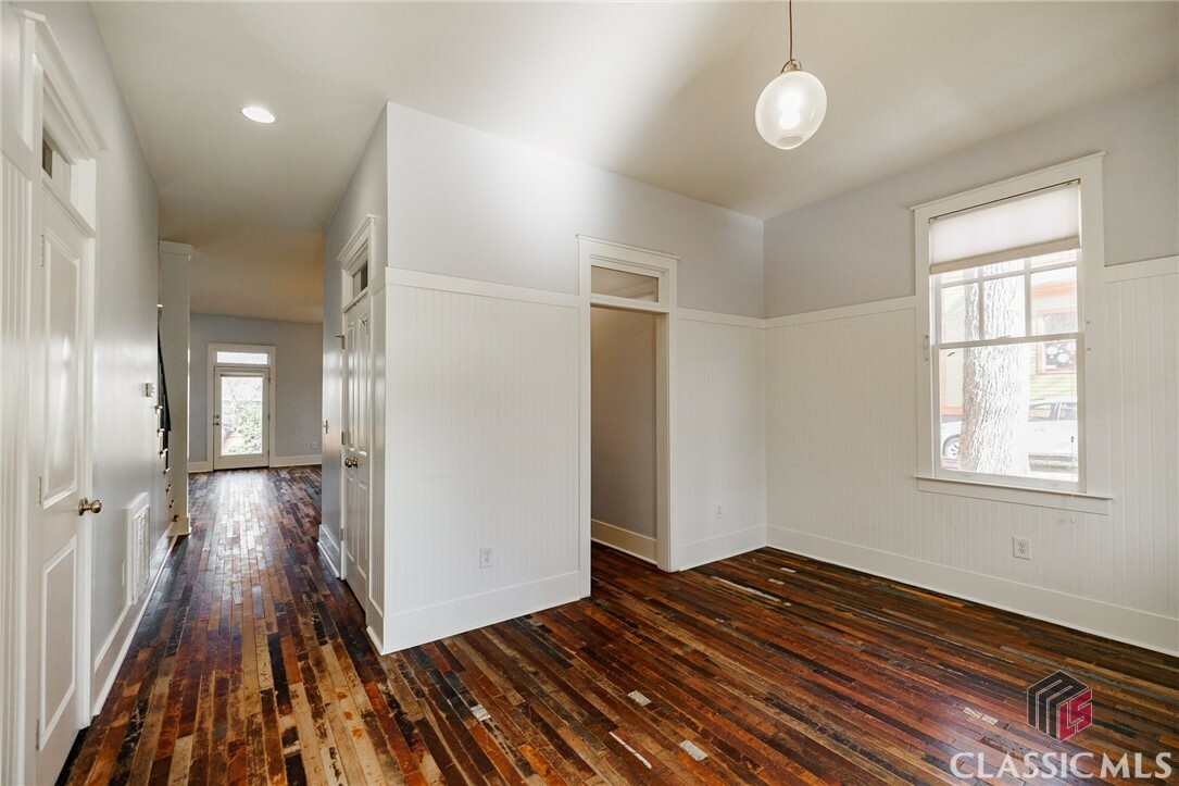 Property Photo:  170 Cohen Street  GA 30601 