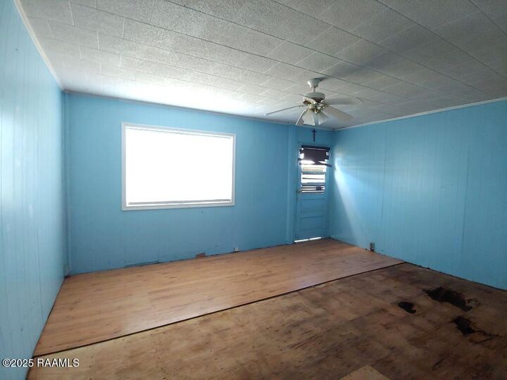 Property Photo:  612 Ashton Street  LA 70563 