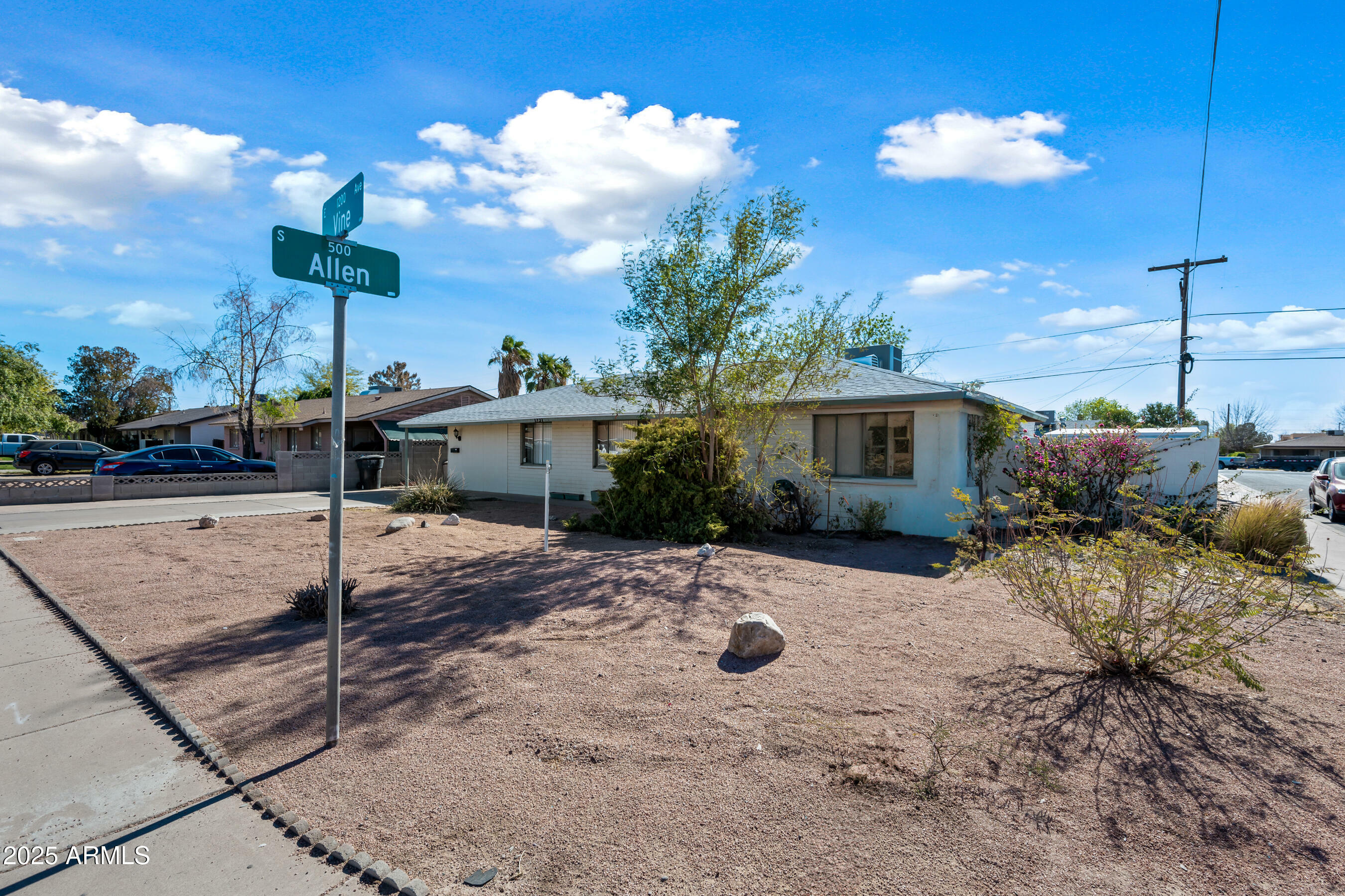 1231 E Vine Avenue  Mesa AZ 85204 photo