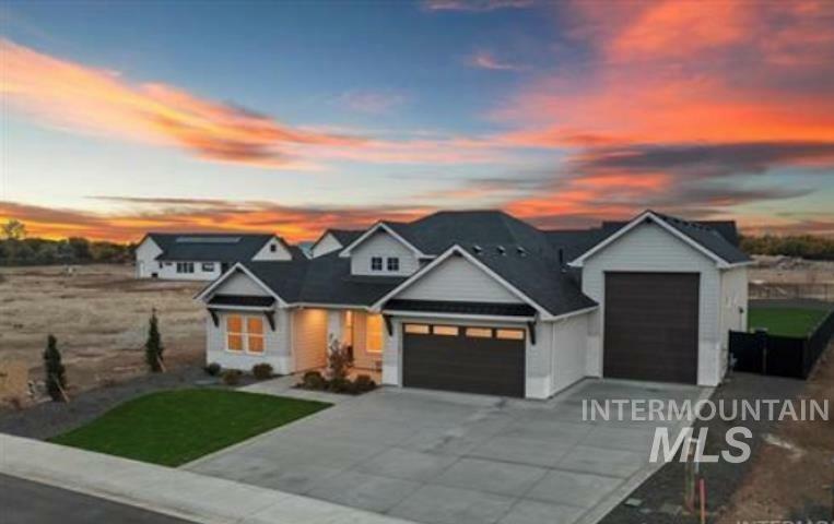 Property Photo:  7124 E Merlin Hawk Ct.  ID 83686 