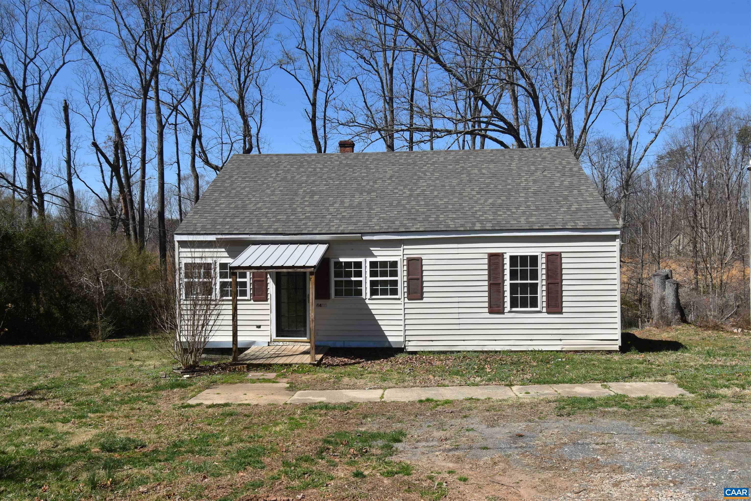 Property Photo: 4490 James Madison Hwy VA 22942