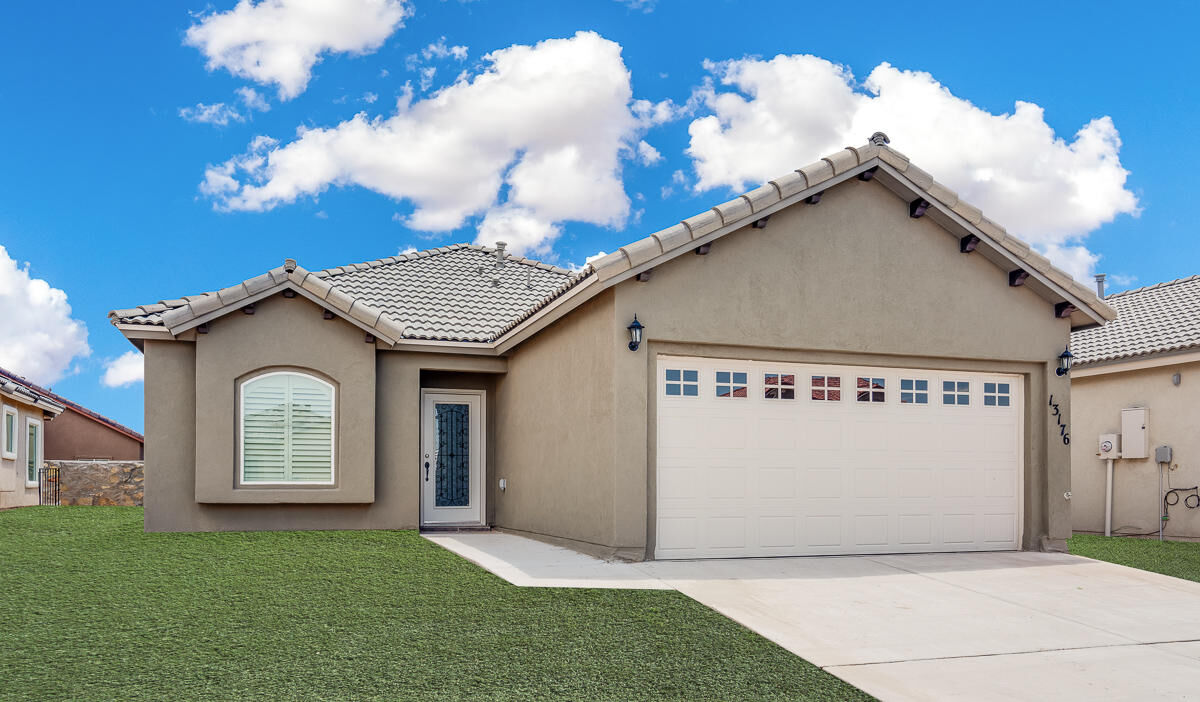 Property Photo: 1332 Indigo Sky Street TX 79928