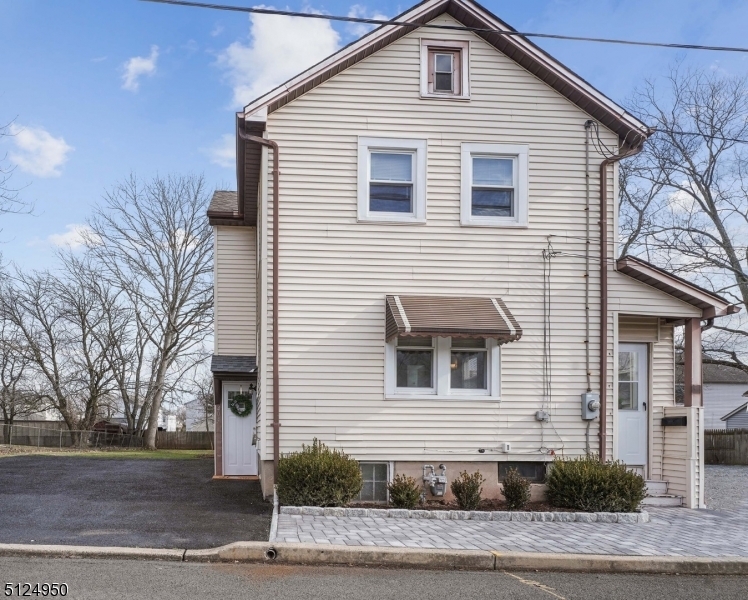 Property Photo:  404 Raritan Ave  NJ 08869 