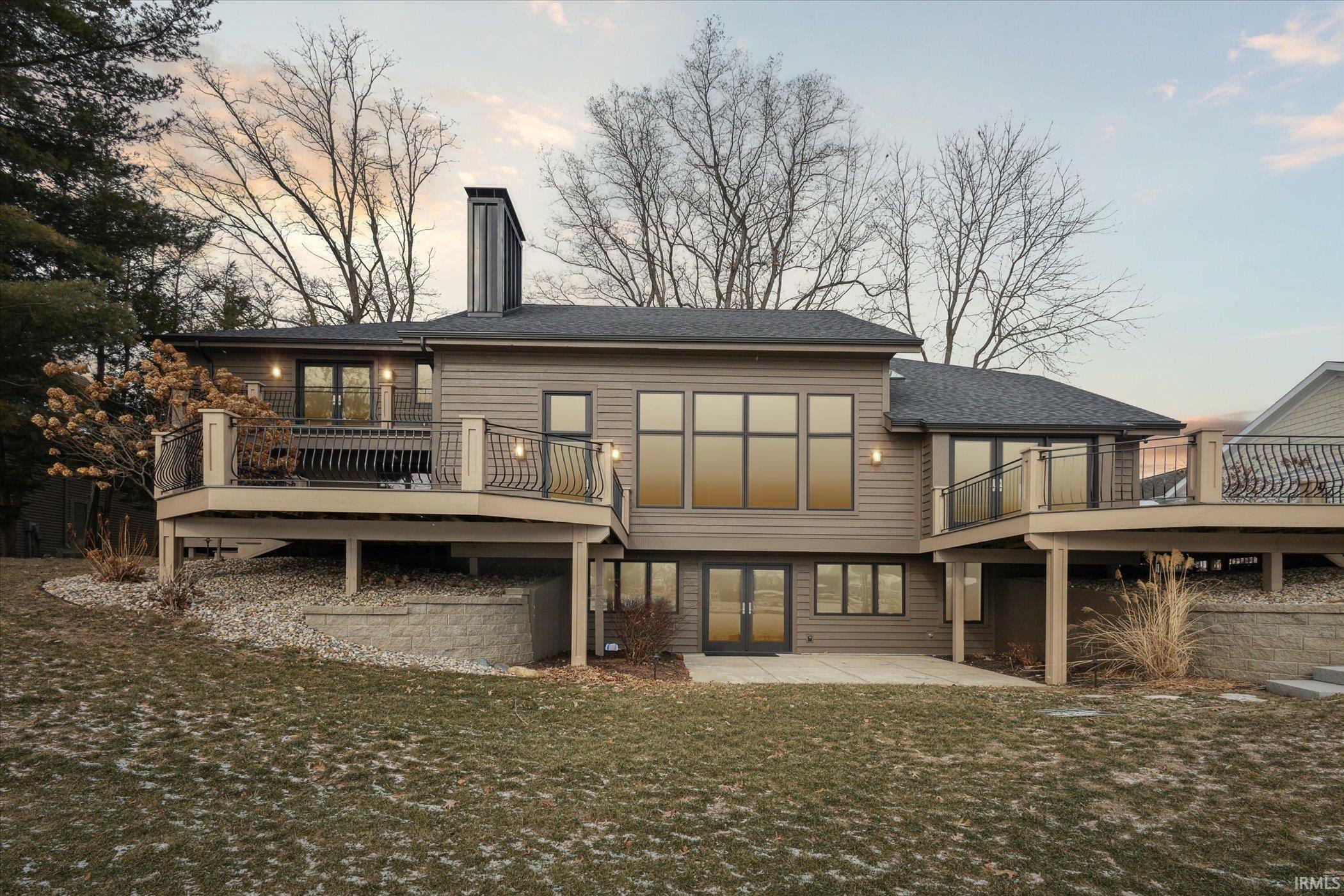 22694 Weatherby Lane  Elkhart IN 46514-4632 photo