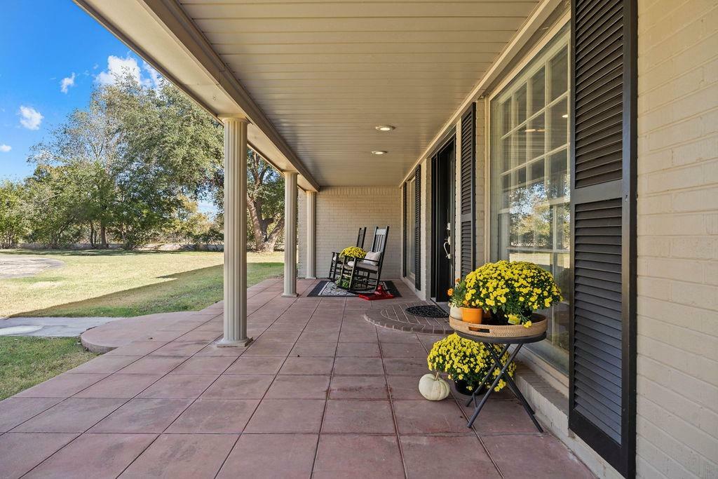 Property Photo:  4915 19th Street  TX 79407 