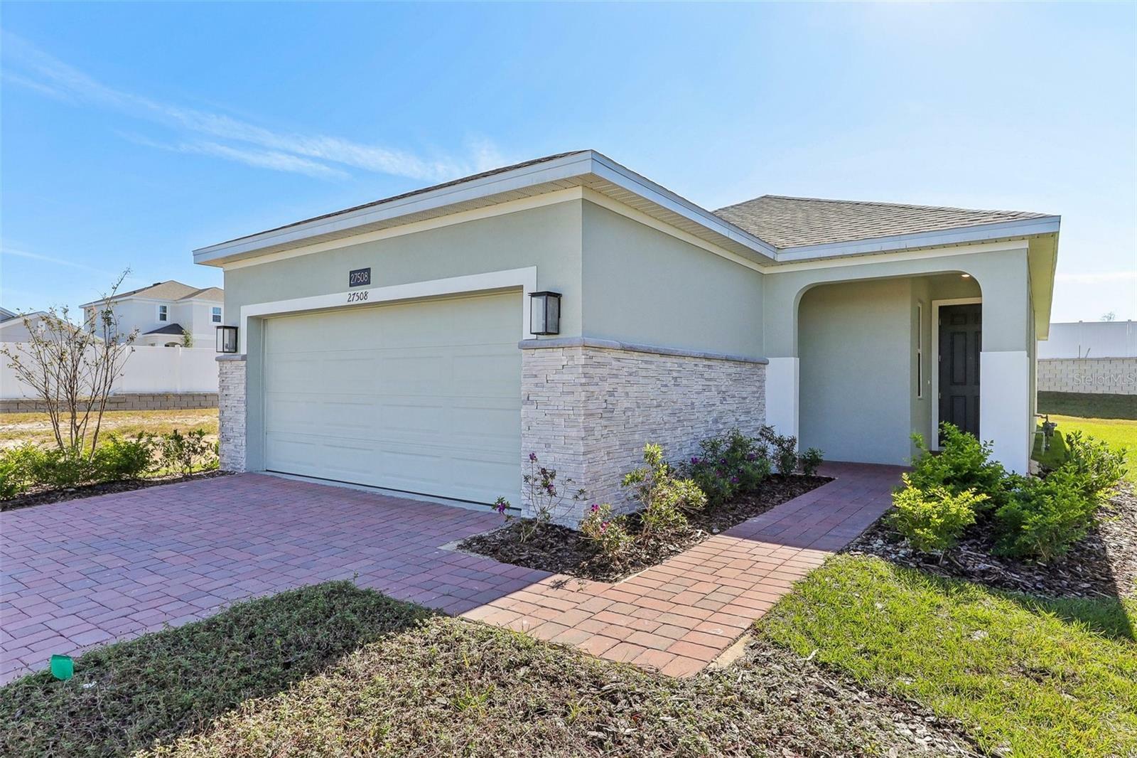 Property Photo:  27508 Stellar Sea Way  FL 34737 