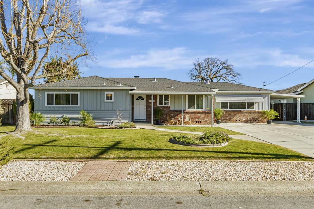 Property Photo:  15076 Bel Escou Drive  CA 95124 