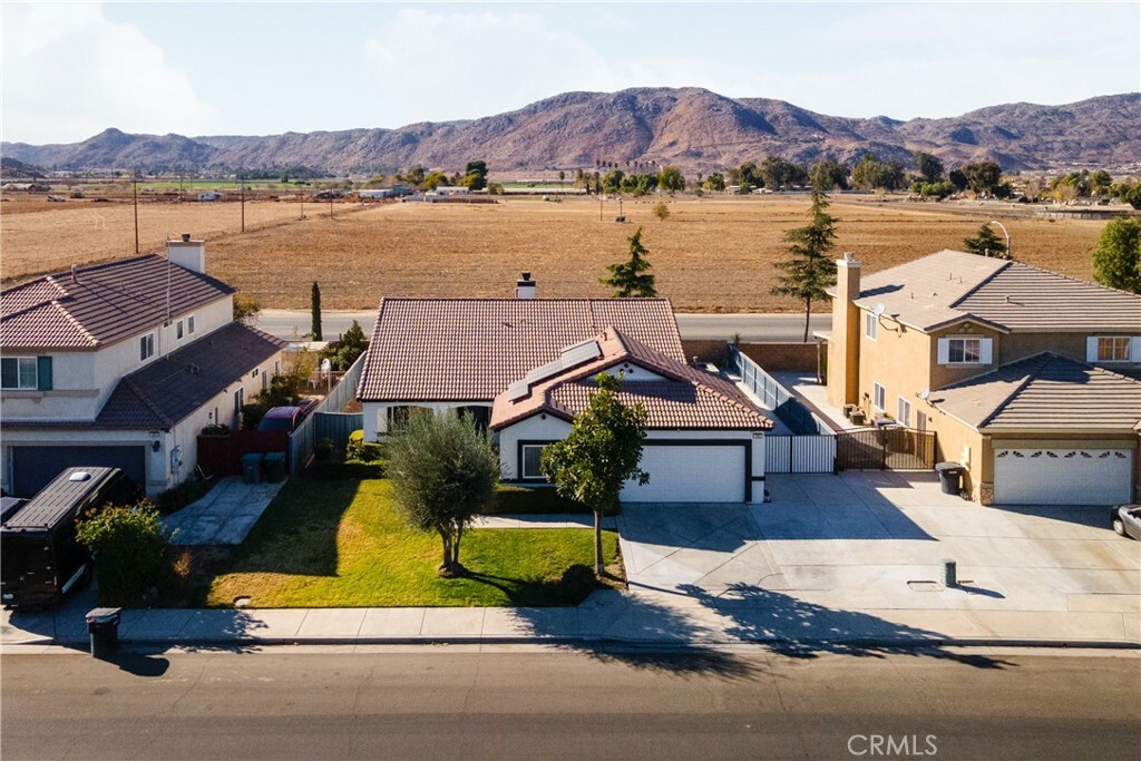 Property Photo:  783 Sweet Clover  CA 92582 