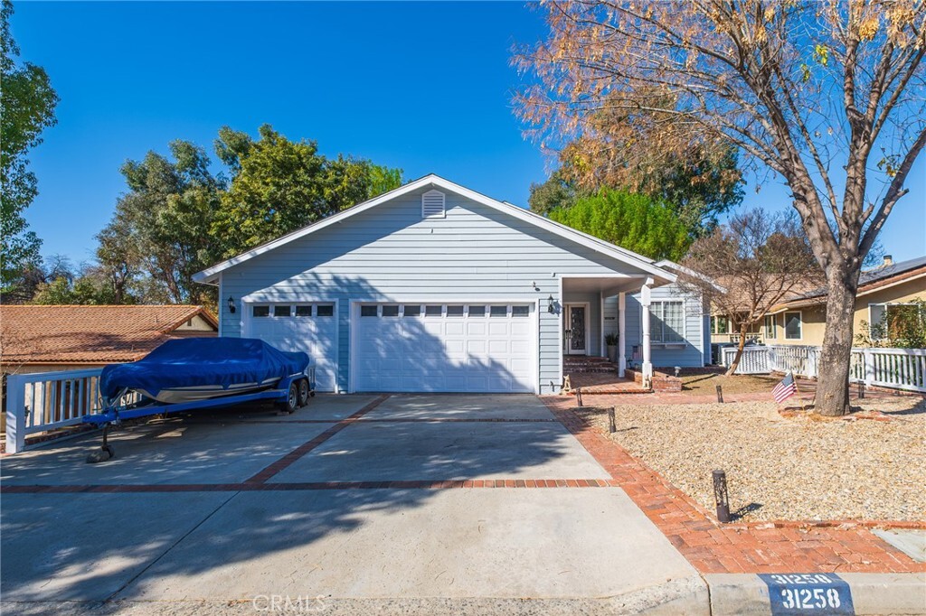 Property Photo:  31258 Emperor Drive  CA 92587 