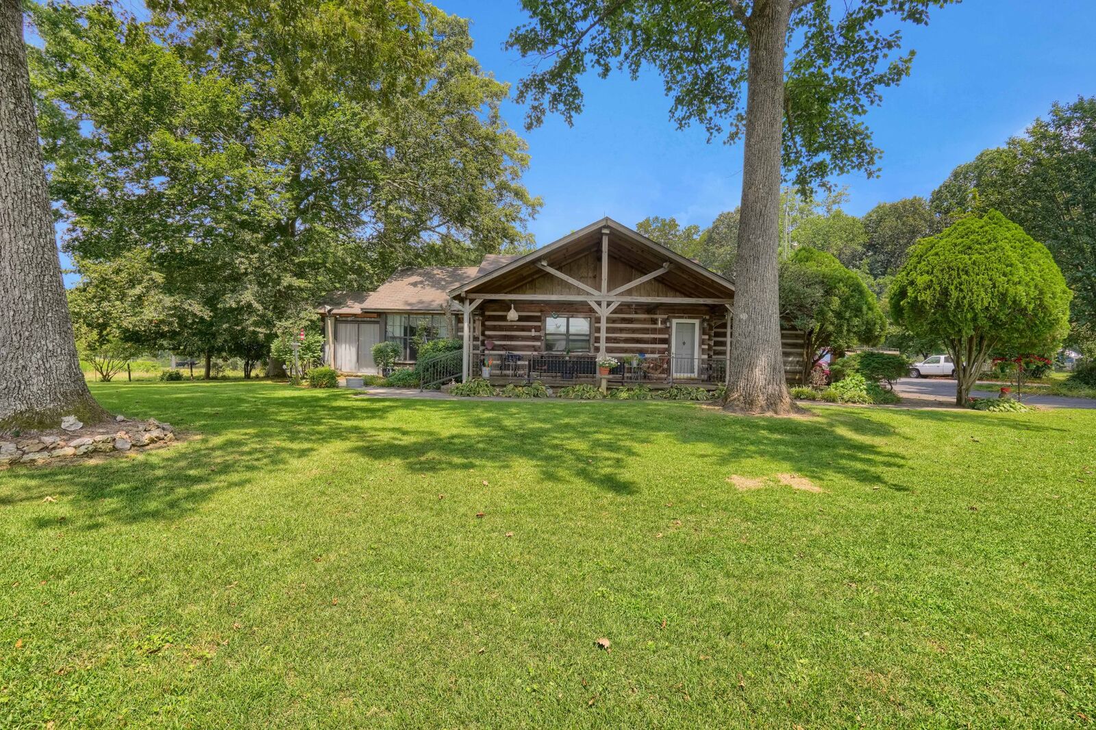 Property Photo:  967 Mud Creek Rd  TN 37357 