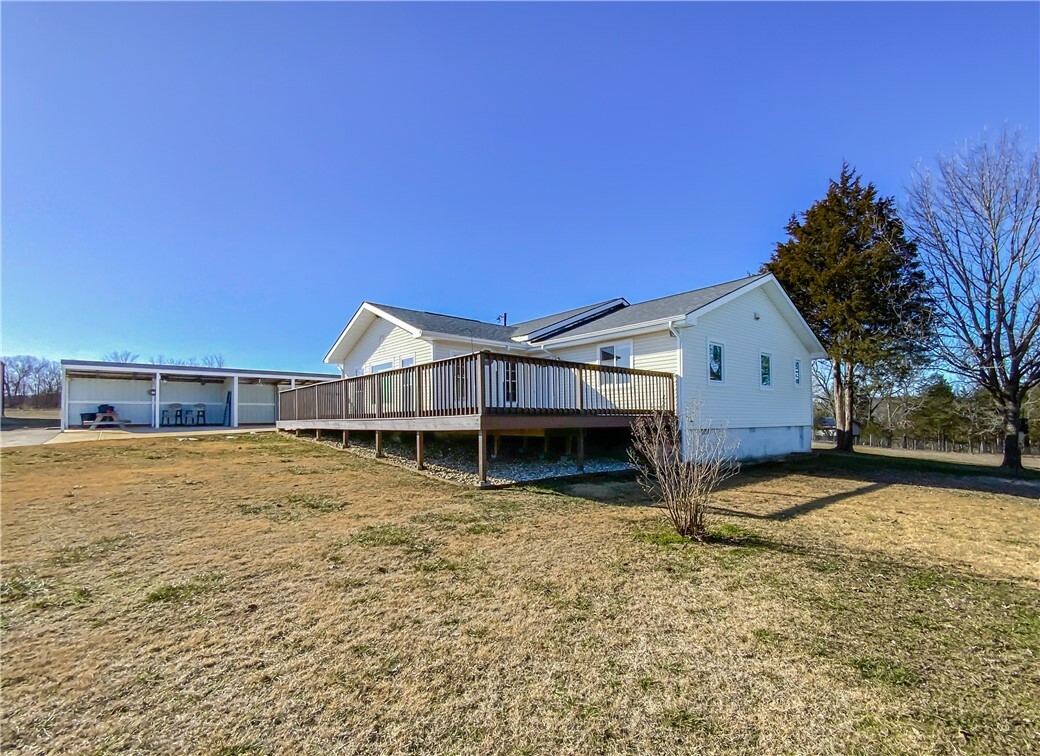 Property Photo:  145 County Road 244  AR 72631 