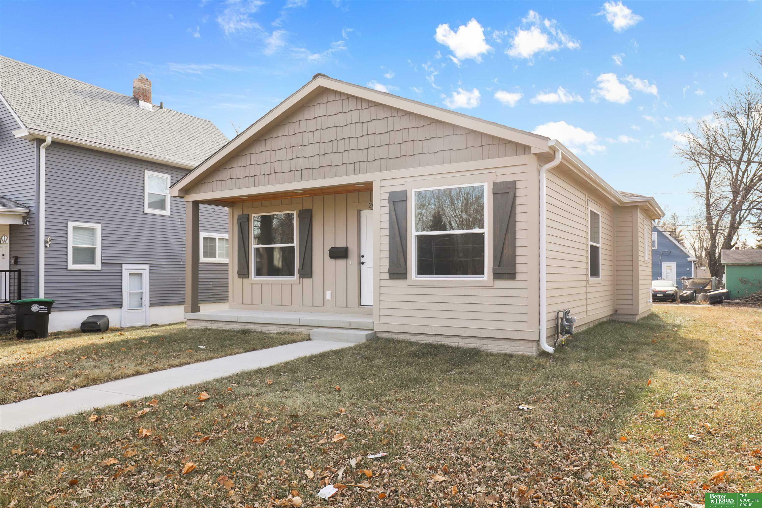 Property Photo:  2607 Fort Street  NE 68111 