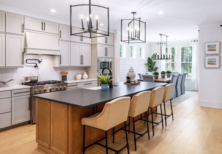 Property Photo: 10 Chimney Swift 62 MA 02360