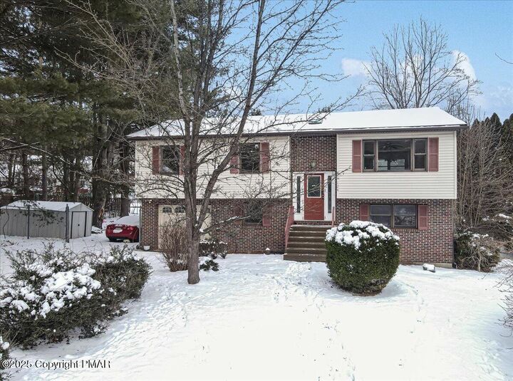 103 Wilbur Bloom Boulevard  East Stroudsburg PA 18302 photo