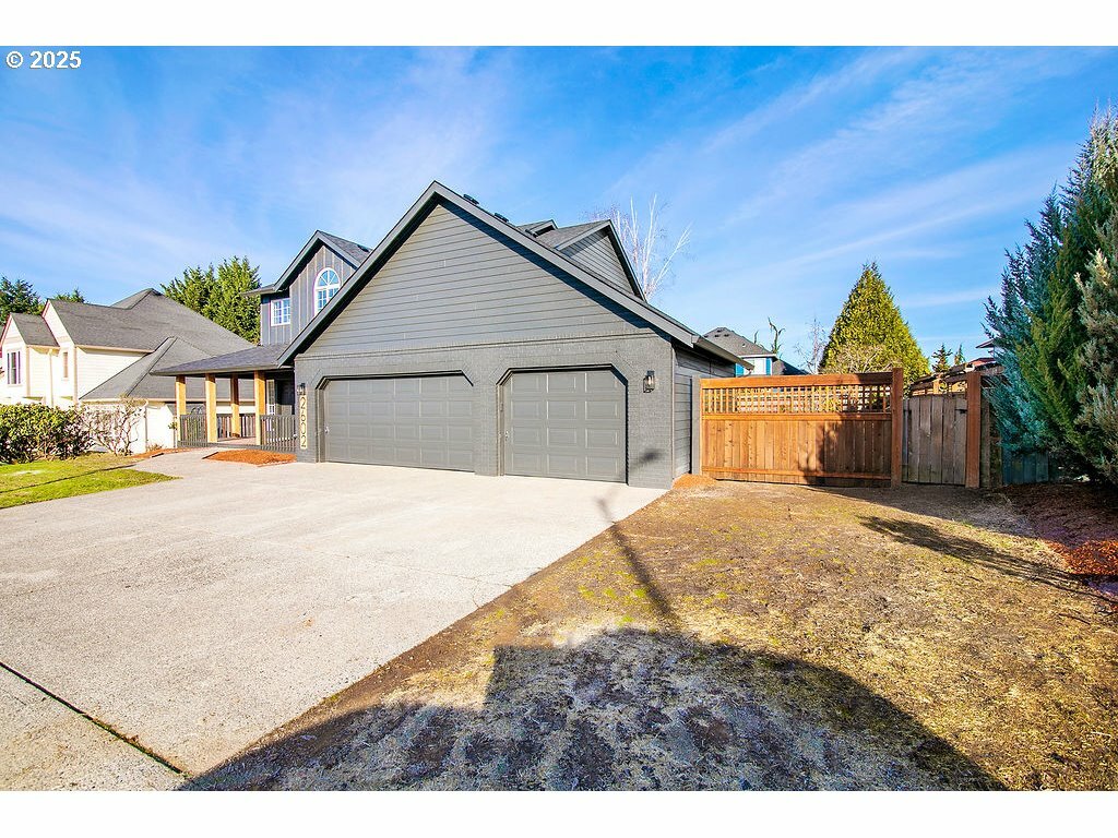 Property Photo:  2602 NW 126th St  WA 98685 