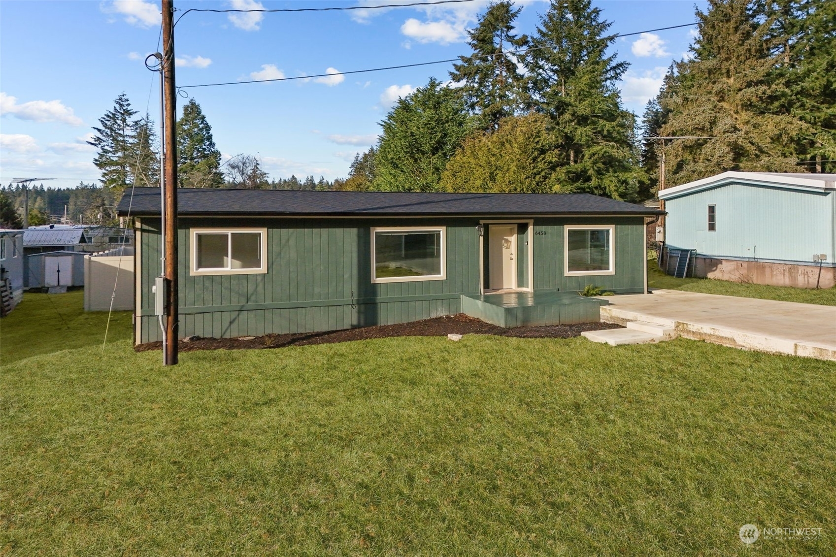 6458  Haven Way  Clinton WA 98236 photo