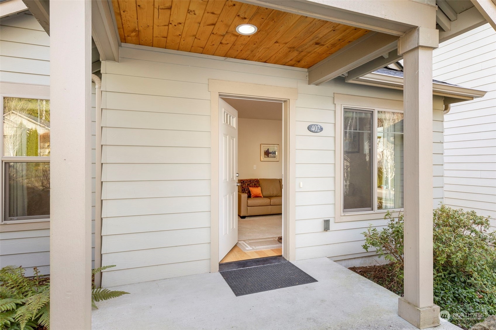 Property Photo:  402 NE Inspiration Street  WA 98370 