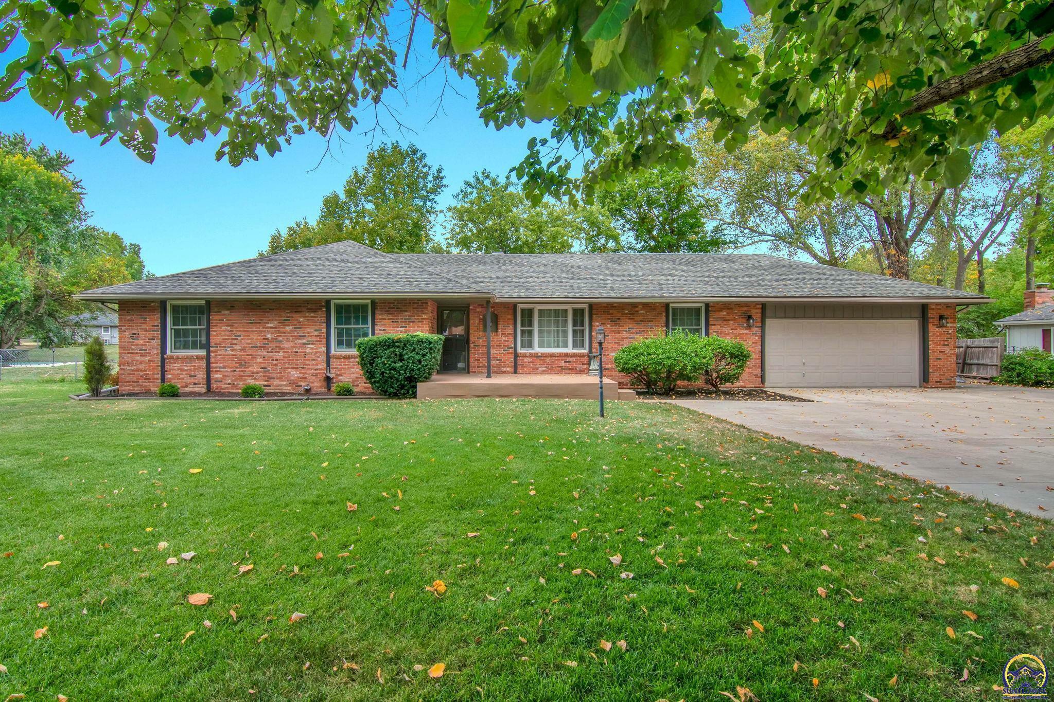 2412 SE Blair Dr  Topeka KS 66605 photo