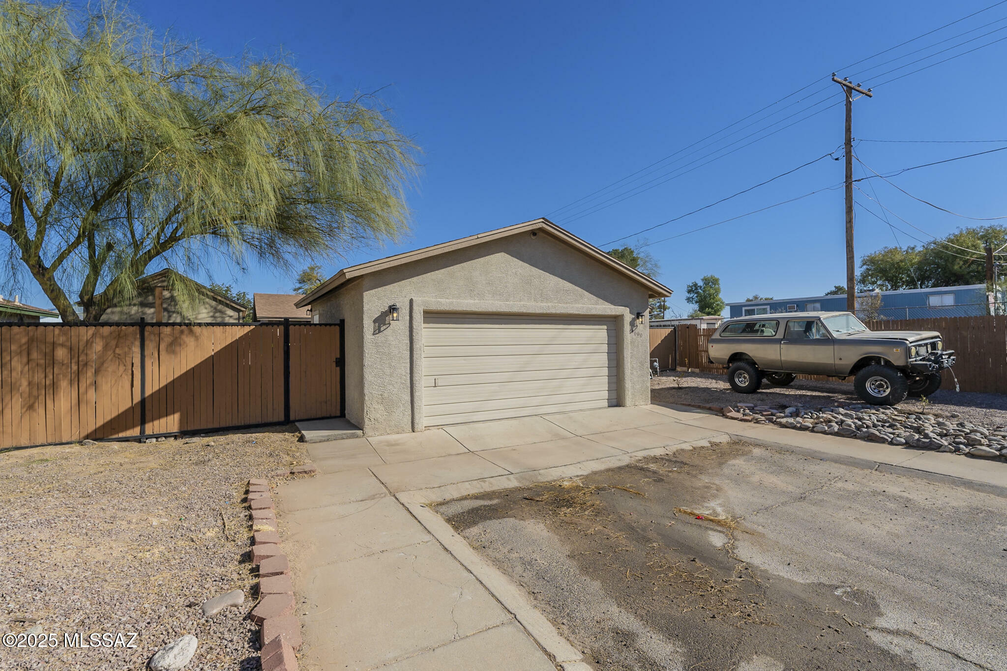 Property Photo:  4600 N Brightside Drive  AZ 85705 