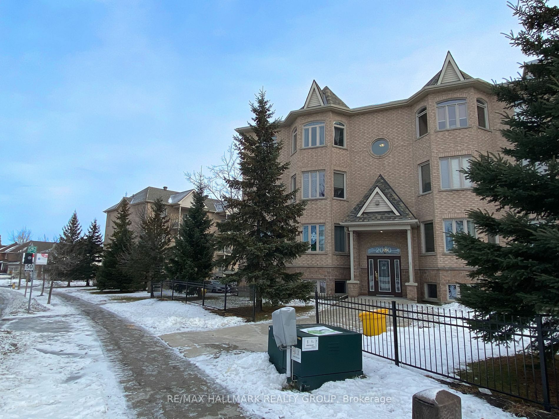 Property Photo:  2090 Valin St 6  ON K4A 0C1 