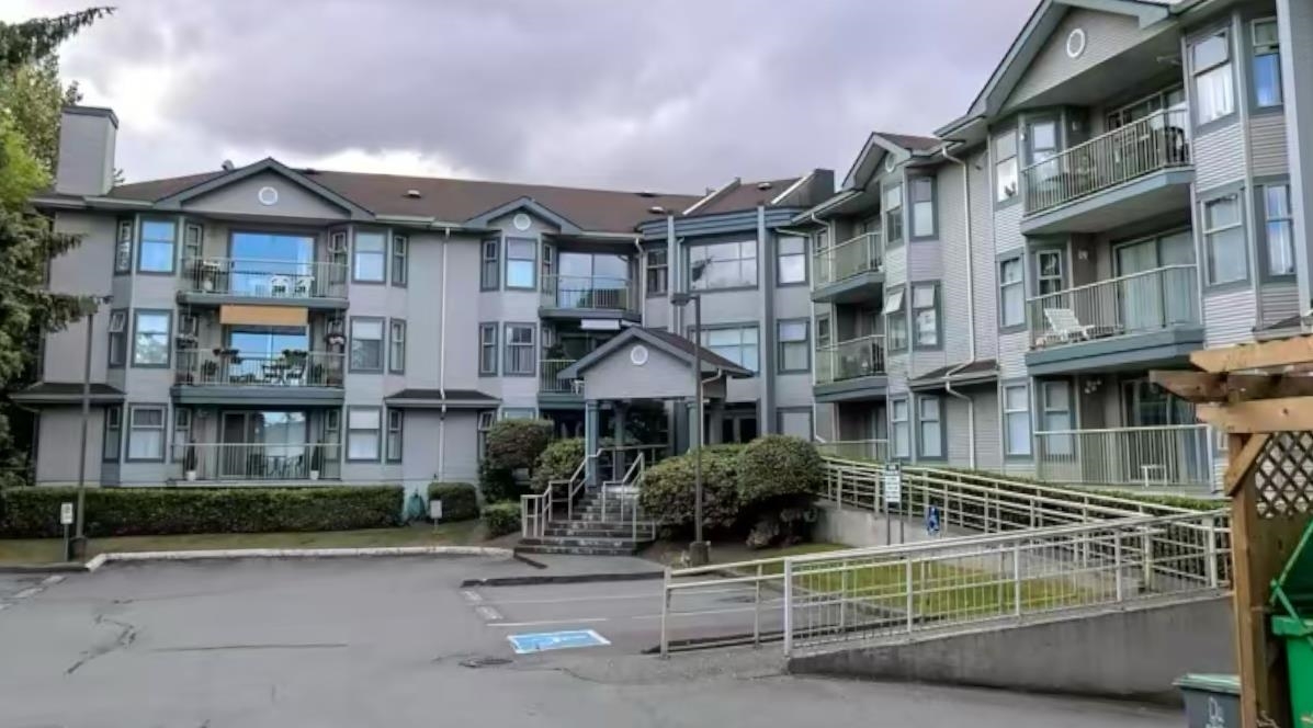 Photo de la propriété: 10756 138 Street 104 BC V3T 4K5