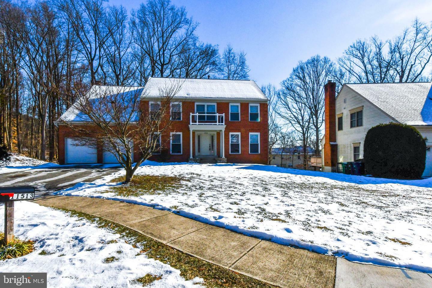 Property Photo:  11513 Canterbury Court  MD 20721 