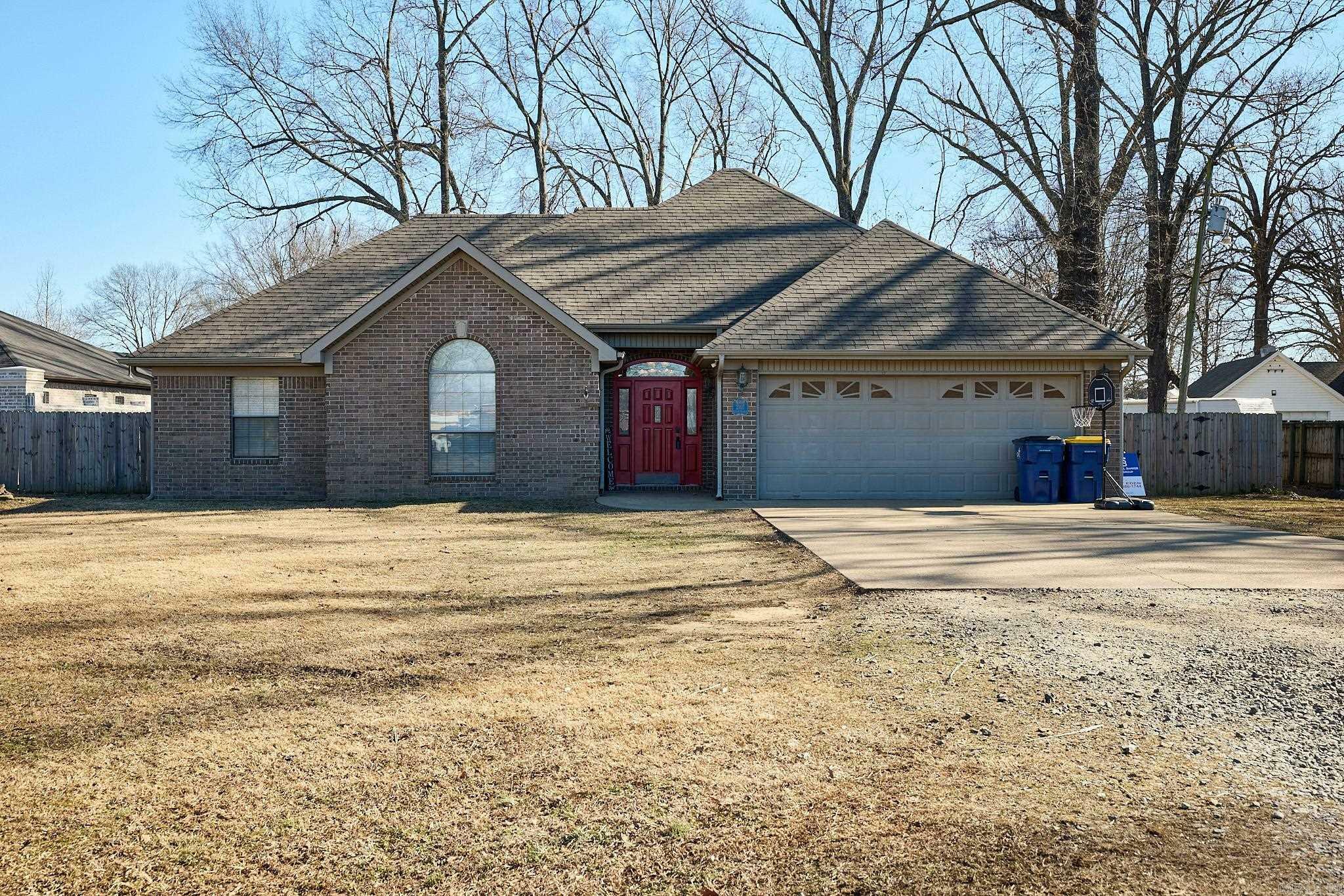 Property Photo:  2107 S 2nd Street  AR 72023 