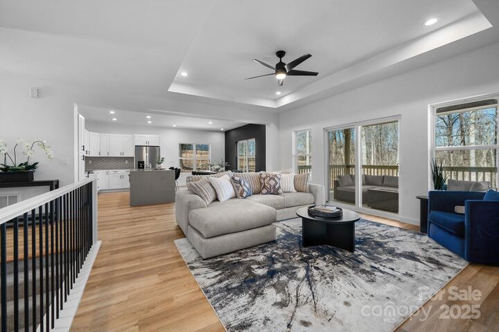 Property Photo:  113 Brentwood Drive  NC 28650 