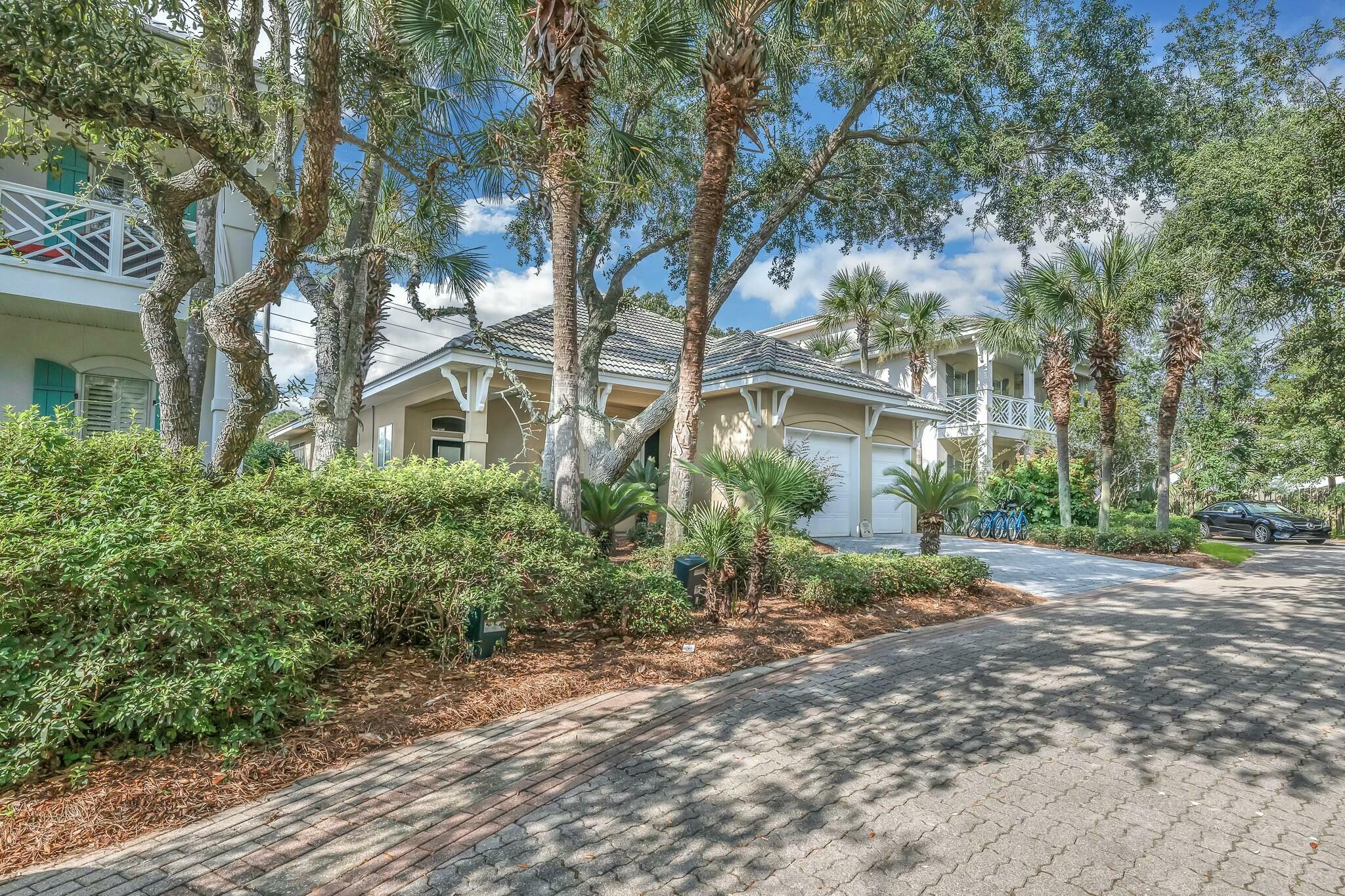 Property Photo:  103 Cayman Cove  FL 32541 