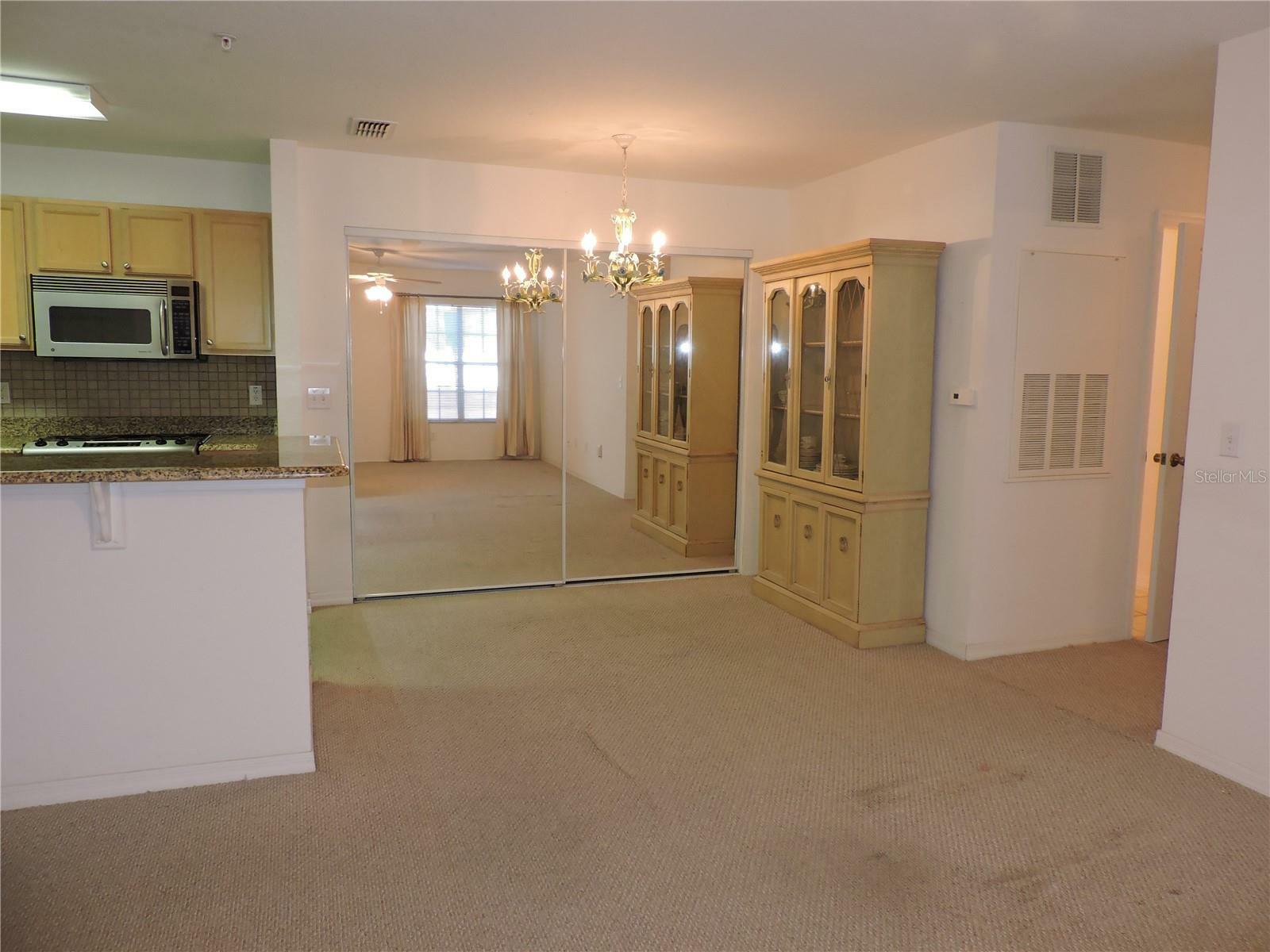 Property Photo:  870 Regatta Bay Drive 4-103  FL 32763 