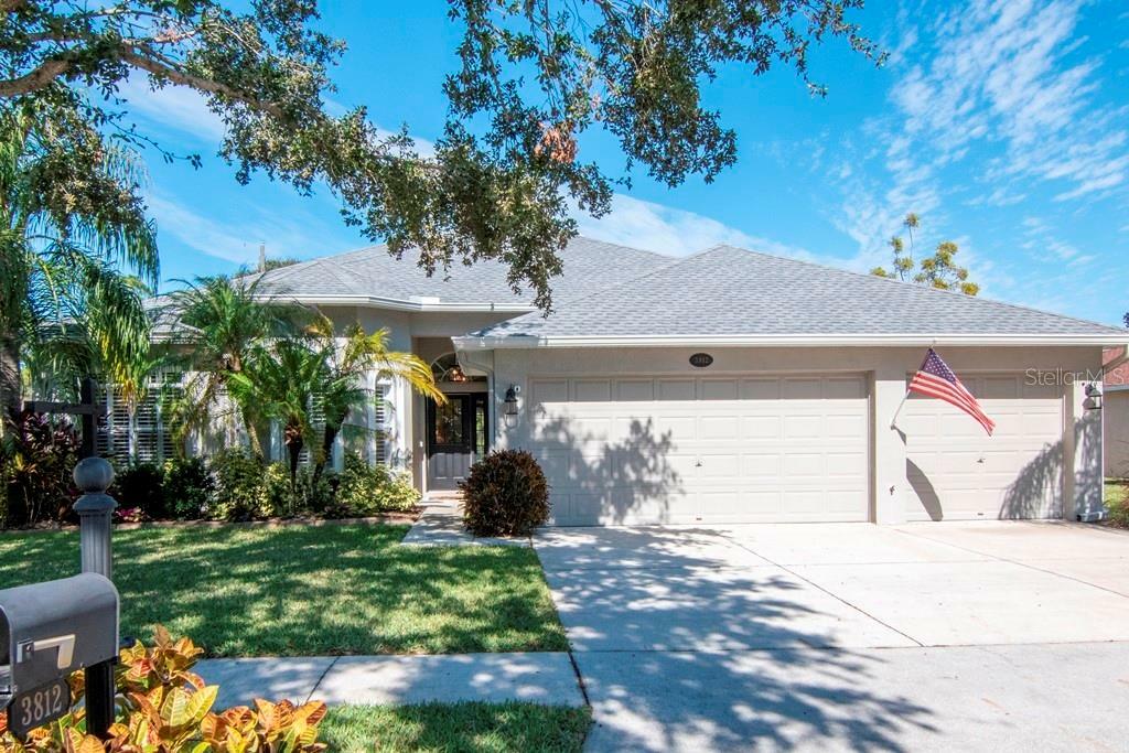 Property Photo:  3812 Misty Landing Drive  FL 33594 