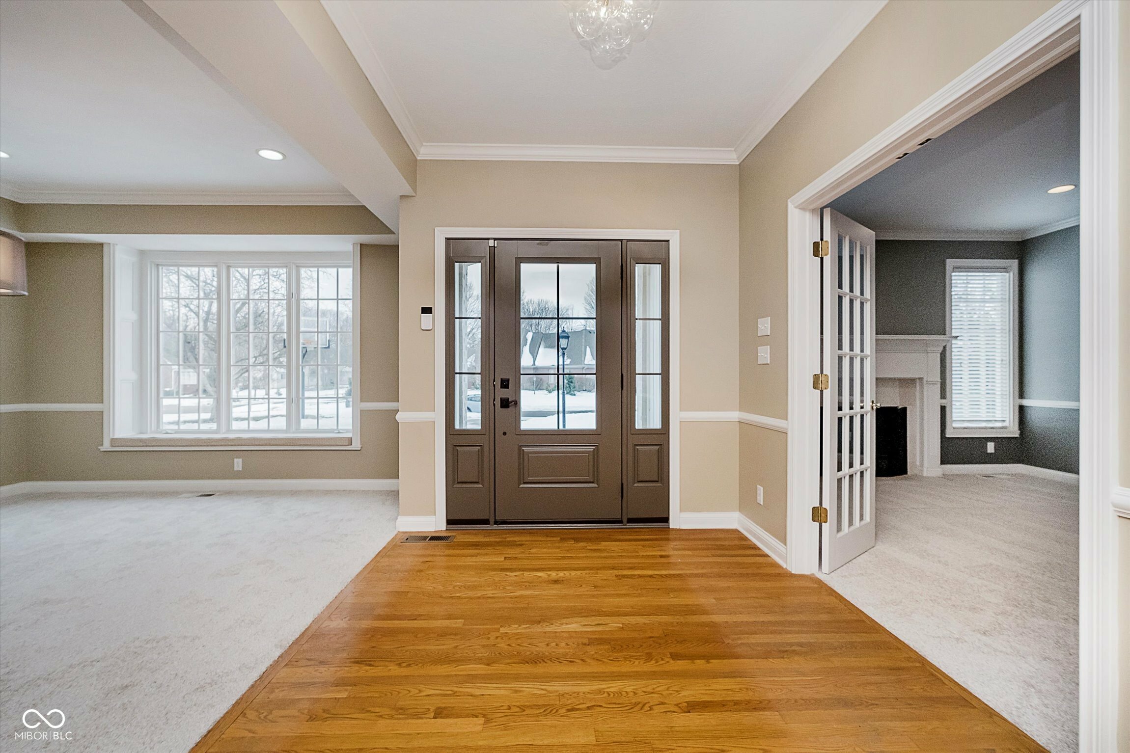Property Photo: 10295 Summerlin Way IN 46037