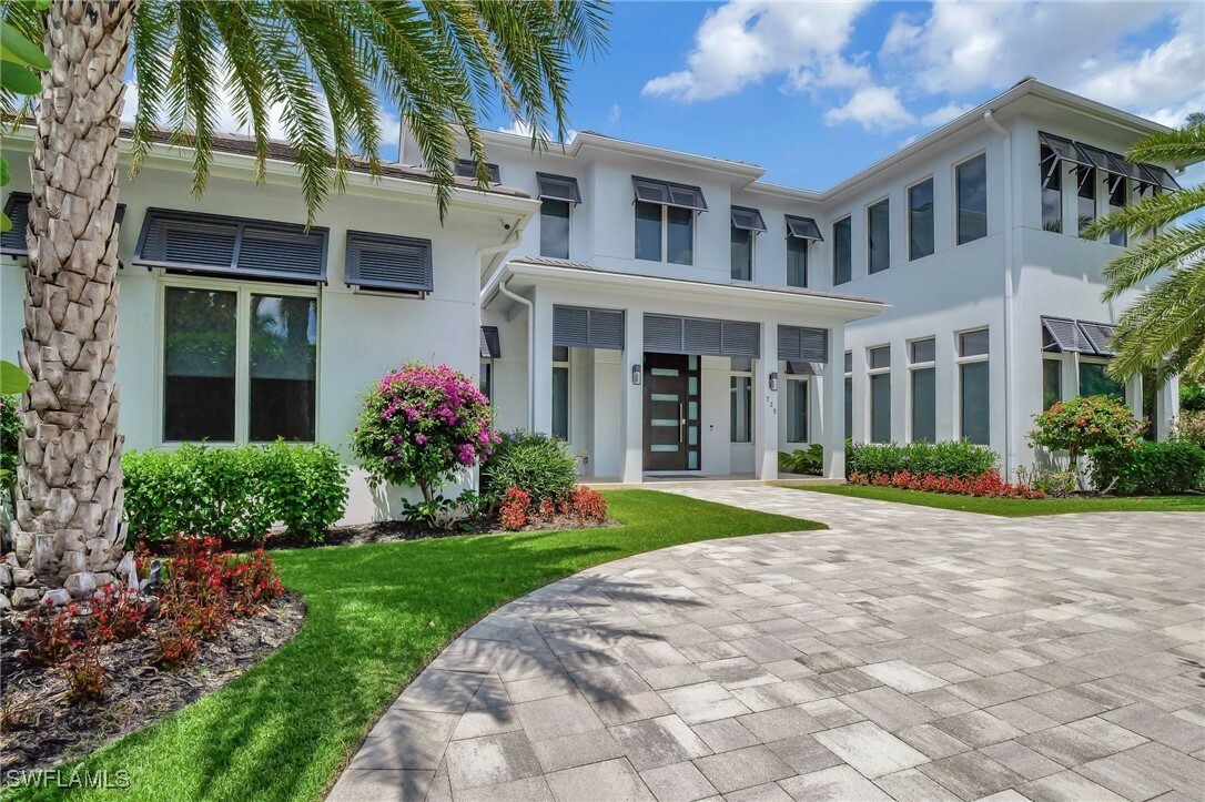 725 Harbour Drive  Naples FL 34103 photo