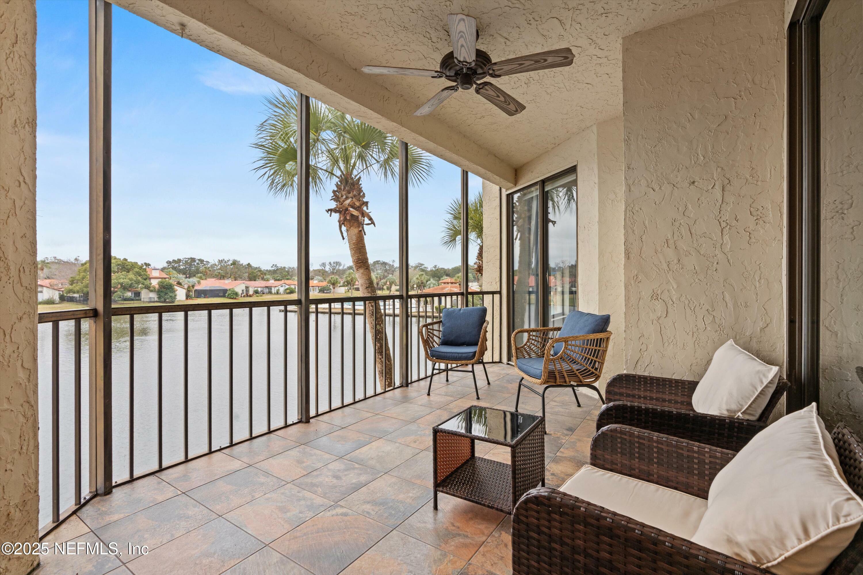 Property Photo: 3820 La Vista Circle 111 FL 32217