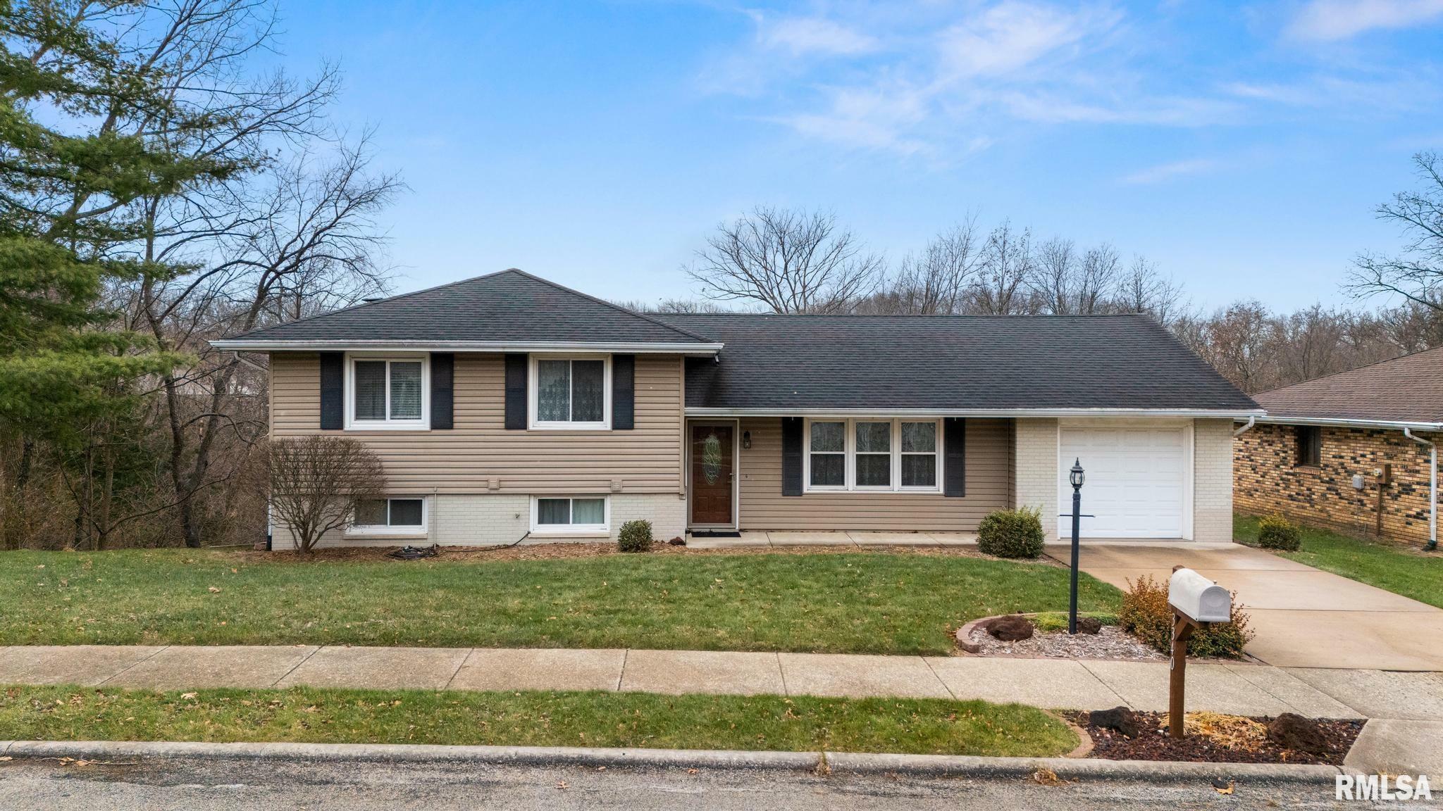 Property Photo:  3340 W Lexington Court  IL 61615 