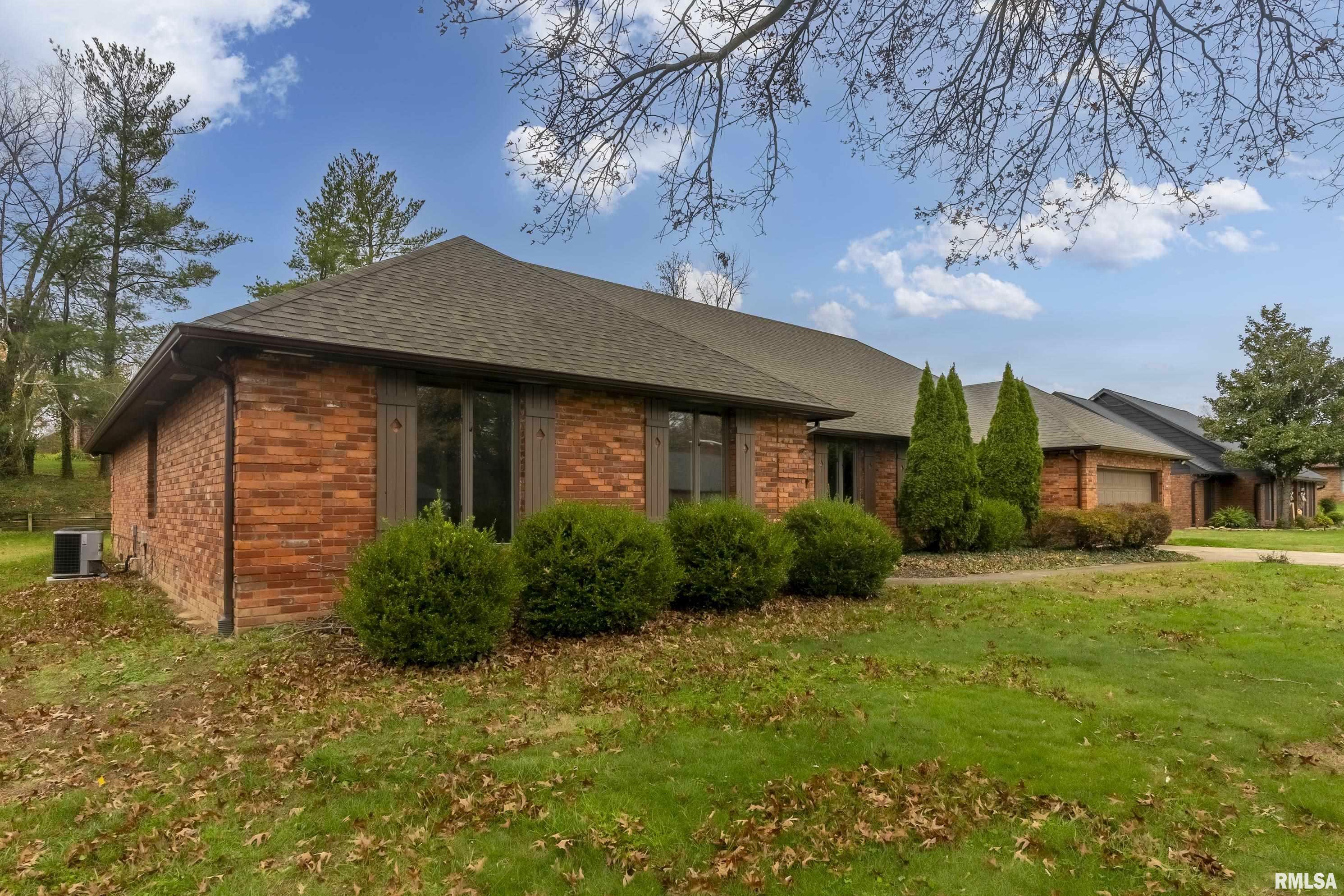 Property Photo:  1815 Wolff Drive  IL 62959 